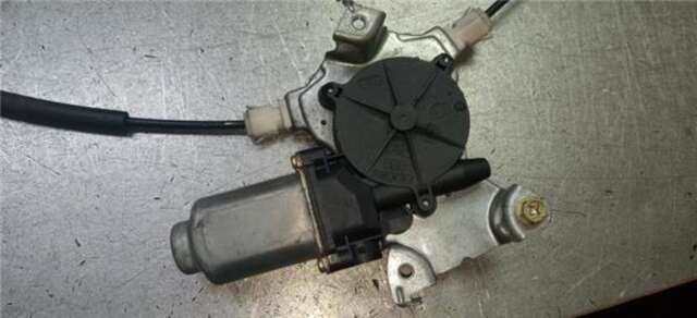 Foto 3ª: Elevalunas Eléctrico Delantero Derecho Nissan Almera 1.8 [QG18DE]