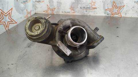 Foto 2ª: Turbocompresor Alfa Romeo Giulietta DISTINCTIVE 105CV 77KW [940A3000] (2011)