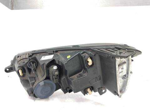 Faro Derecho Dacia Sandero 91 CV 67KW
