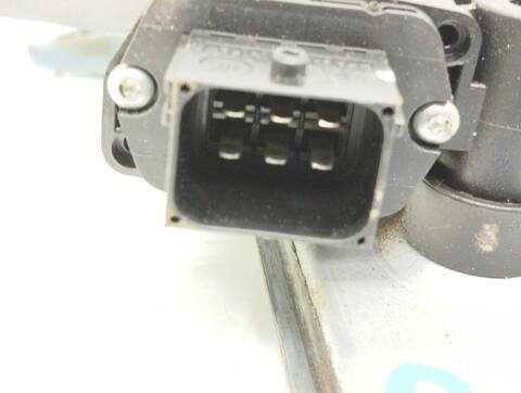 Foto 4ª: Elevalunas Eléctrico Delantero Derecho Opel Corsa 1.2 16V CAT Z 12 XEP - LB4) 80CV 59KW [Z12XEP] (2009)