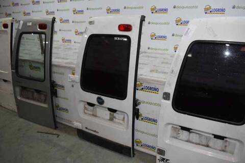 Foto 3ª: Puerta Trasera Izquierda Fiat Scudo 2.0 16V JTD SX KOMBI 5 SITZE) [RHW]