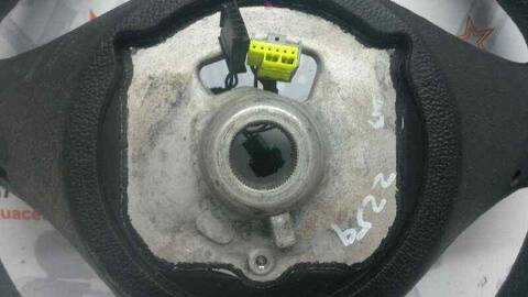 Foto 4ª: Volante Bmw Serie 1 114 118I BERLINA 129CV 95KW [N46B20] (2006)