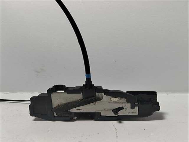 Foto 2ª: Cerradura Puerta Trasera Izquierda Nissan Navara 2.5 DCI DIESEL CAT 171CV (2005)
