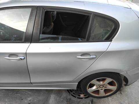 Puerta Trasera Izquierda Bmw Serie 1 114 204D4 BERLINA