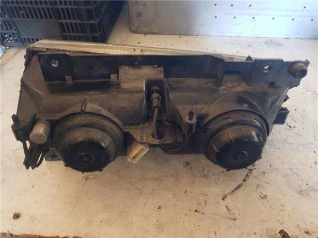 Foto 2ª: Faro Derecho Citroen Xm 2.5 TURBO D SX [2.5 LTR. - 95 KW TURBODIESEL CAT (THY - DK5ATE)] [THY (DK5ATE)]