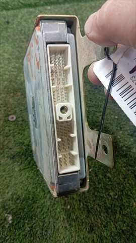 Foto 4ª: Centralita Motor ECU Nissan Navara 2.5 DI D22 133CV [Y D25] (2003)