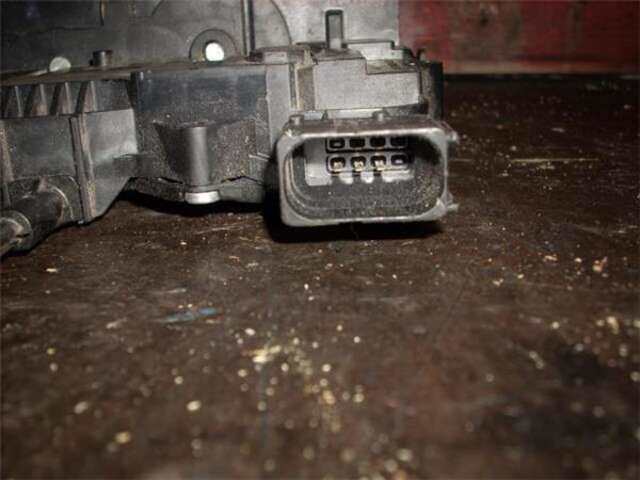 Foto 3ª: Cerradura Puerta Delantera Derecha Opel Corsa 1.3 CDTI [Z 13 DTJ]