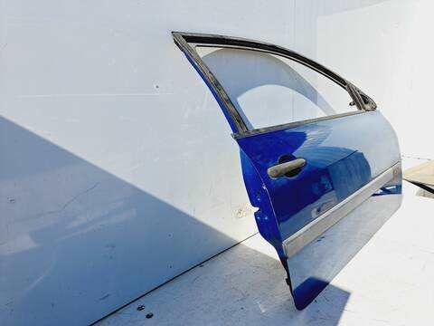 Foto 2ª: Puerta Delantera Derecha Renault Megane CONFORT AUTHENTIQUE BERLINA 82CV 60KW II BERLINA 3P [K9K D7] (2003)
