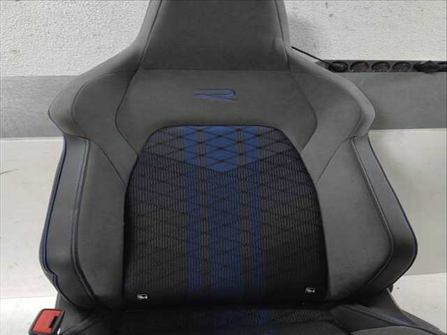 Foto 3ª: Asiento Delantero Izquierdo Volkswagen Golf 2.0 TSI 320 CV 320 CV 235KW [DNFG, DNF] (2023)