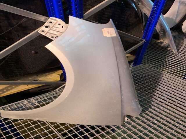 Aleta Delantera Izquierda Volkswagen Polo 1.9 TDI