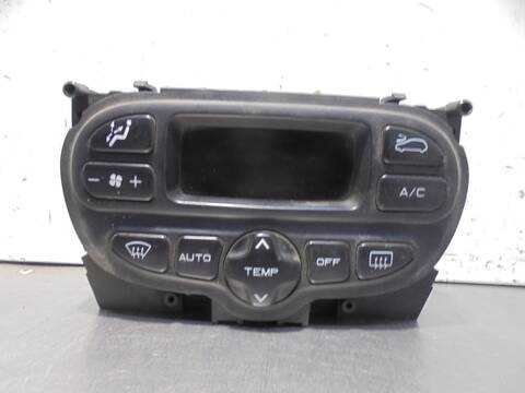 Foto 3ª: Mando Climatizador Peugeot 206 XS BERLINA 88CV 65KW [KFU] (2005)