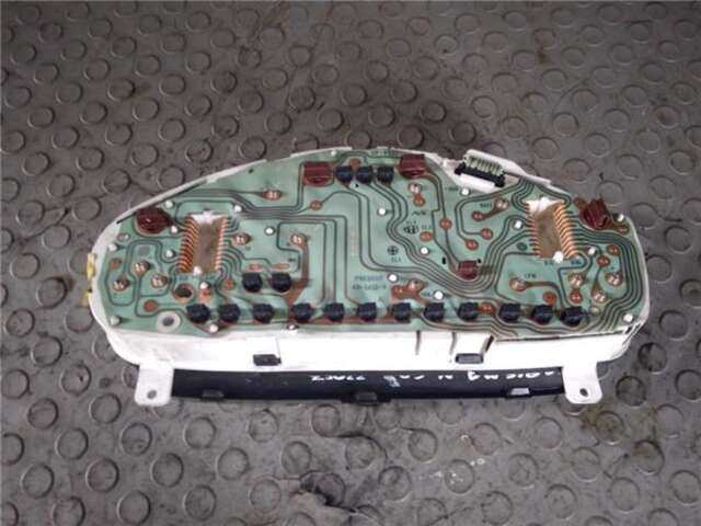 Foto 2ª: Cuadro de Instrumentos Mitsubishi Carisma 1.9 1900 DI-D COMFORT [1.9 LTR. - 75 KW DI-D CAT] [F9Q1]