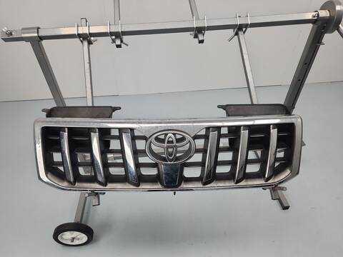 Rejilla Delantera Toyota Land Cruiser 3.0 D4-D VXL 166CV 122KW