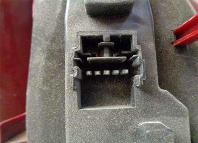 Foto 2ª: Piloto Trasero Izquierdo Renault Megane I FASE 2 BERLINA (BA0)(1999-_) [K4J714]