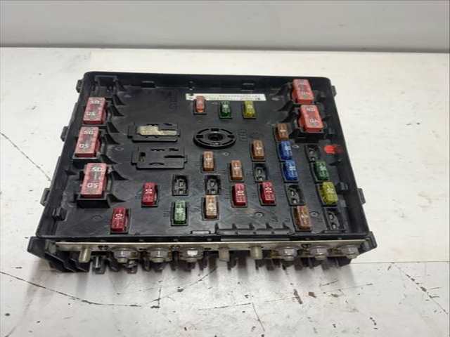 Caja Reles Fusibles Volkswagen Passat BLF BERLINA AUT.