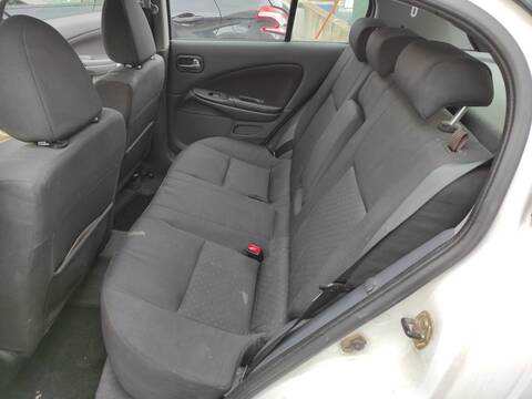 Asientos Traseros Nissan Almera QG15