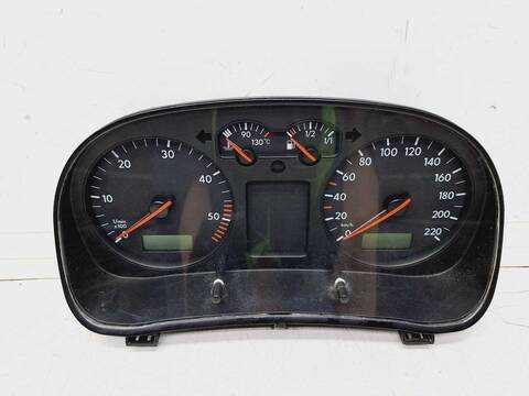 Cuadro de Instrumentos Volkswagen Golf 1.9 TDI BERLINA 90CV 66KW