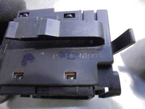 Foto 3ª: Mando Multifuncion Mitsubishi Grandis 2.0 DI-D CAT 136CV 100KW [BSY] (2008)
