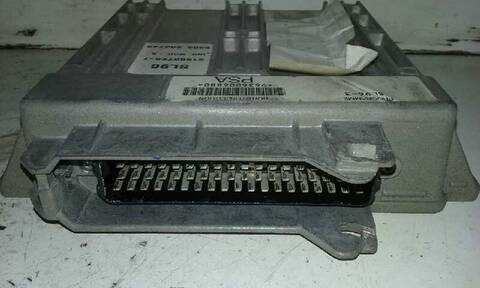 Foto 3ª: Centralita Motor ECU Peugeot 406 1.8 CAT BERLINA 110CV 81KW [LFY] (1999)