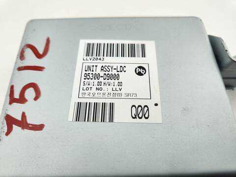Foto 2ª: Centralita Motor ECU Kia Sportage BUSINESS 2WD 116CV 85KW [D4FD] (2017)