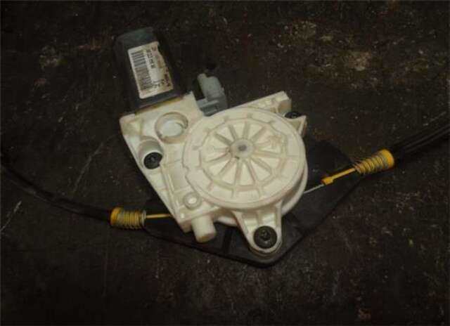 Foto 2ª: Elevalunas Eléctrico Delantero Derecho Peugeot 307 1.6 HDI [9HX (DV6ATED4)]