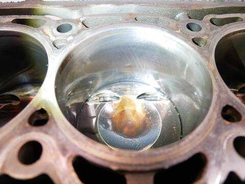 Foto 2ª: Bloque Motor Audi A4 VERSION INDEFINIDA [CAEA, CAEB, CAED, CAE]