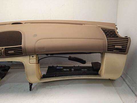 Foto 2ª: Salpicadero Mercedes Clase C 160 5.0 V8 24V CAT COUPE 306CV 225KW [M113960] (2000)