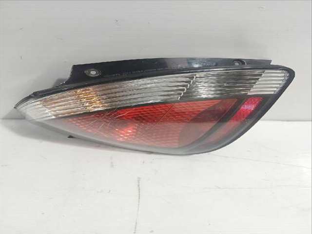 Foto 2ª: Piloto Trasero Izquierdo Kia Rio 1.5 CRDI 110CV [D4FA] (2005)