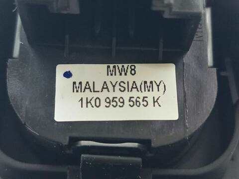 Foto 2ª: Botonera Elevalunas Volkswagen Passat ADVANCE BLUEMOTION 105CV [CAYC] (2010)