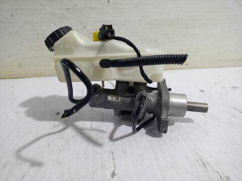 Foto 2ª: Bomba Freno Volkswagen Transporter T6 CARAVELLE TRENDLINE [CXHB] (2019)