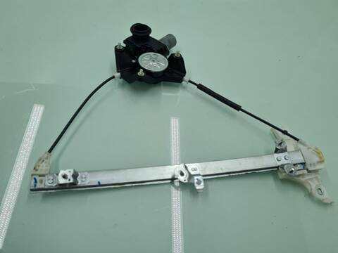 Foto 3ª: Elevalunas Manual Trasero Derecho Toyota Yaris MXPH11L-BHXSBW 115CV [M15AFXE] (2021)