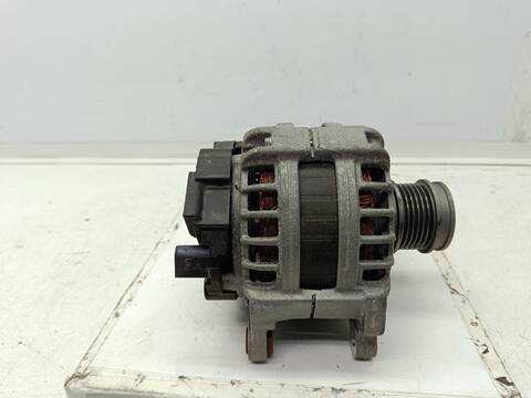 Foto 3ª: Alternador Volkswagen T-Roc BASIS 116CV 85KW [DTRD] (2021)