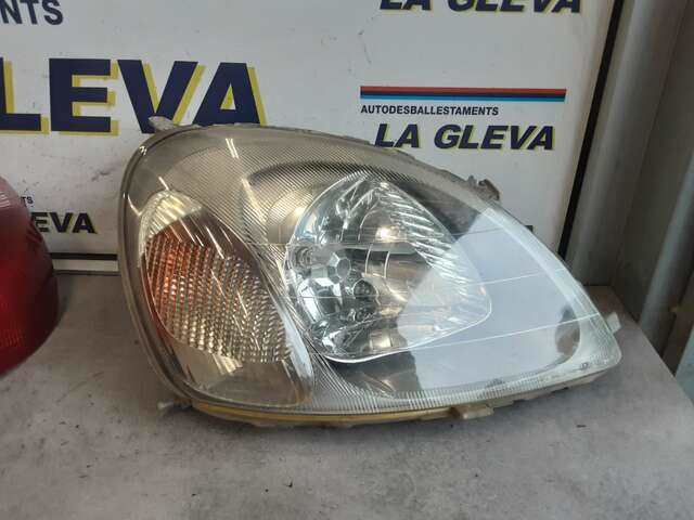 Faro Derecho Toyota Yaris 1.3 16V