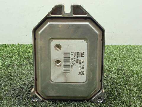 Foto 2ª: Centralita Motor ECU Opel Vectra 1.8 16V F68) 122CV 90KW [Z18XE] (2003)