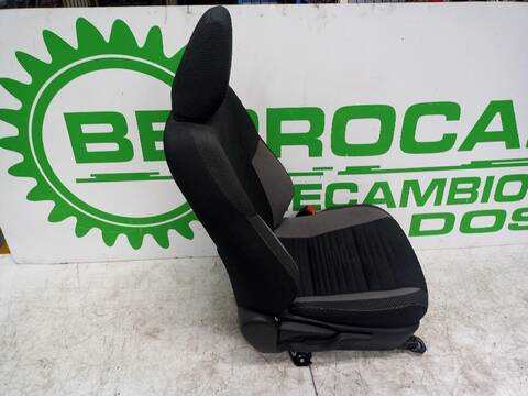 Foto 3ª: Asiento Delantero Derecho Toyota Auris ACTIVE 116CV [8NR-FTS] (2013)