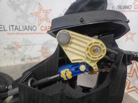 Foto 4ª: Palanca de Cambio Peugeot 308 CONFORT 109CV 80KW [9HX O 9H02] (2010)