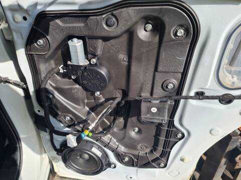 Elevalunas Manual Trasero Derecho Mazda CX5 CENTER-LINE AWD