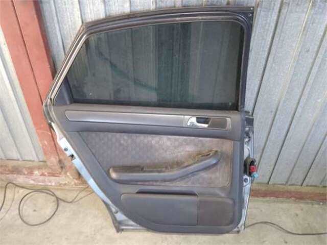 Foto 3ª: Puerta Trasera Izquierda Audi A6 2.4 QUATTRO [2.4 LTR. - 125 KW V6 30V CAT (BDV)]