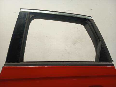 Foto 3ª: Puerta Trasera Izquierda Opel Crossland 1.2 75) 110CV 81KW [B12XHL] (2017)