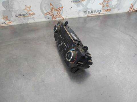 Foto 3ª: Mando Climatizador Ford Focus TREND 95CV 70KW [XXDA] (2015)