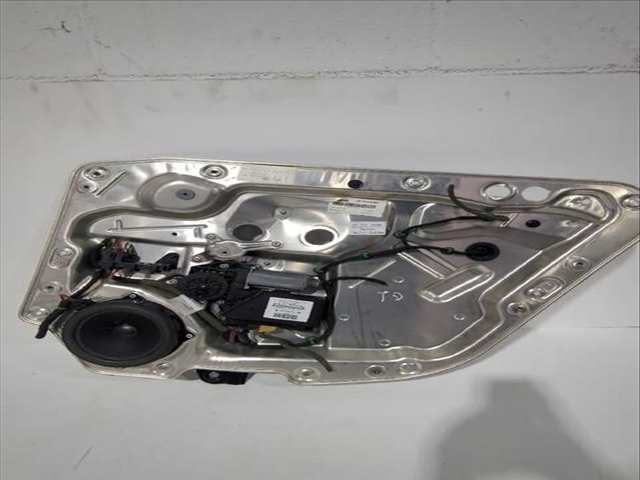 Foto 2ª: Elevalunas Manual Trasero Derecho Volkswagen Phaeton 3.0 V6 TDI 4MOTION 240CV [CARB CEXA] (2002)