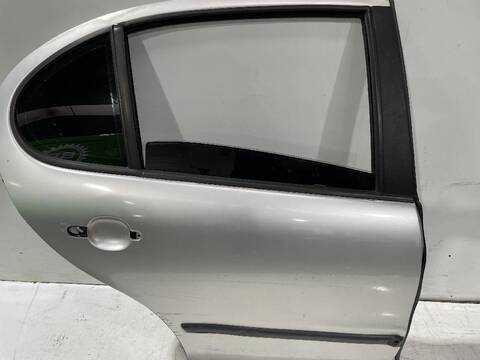 Foto 3ª: Puerta Trasera Derecha Seat Leon STELLA 75CV [AXP] (1999)