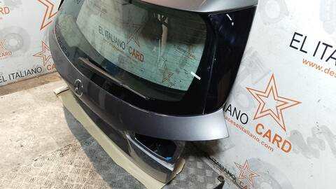 Foto 4ª: Portón Mercedes Clase A 140 A 200 177.087) 163CV 120KW (2018)