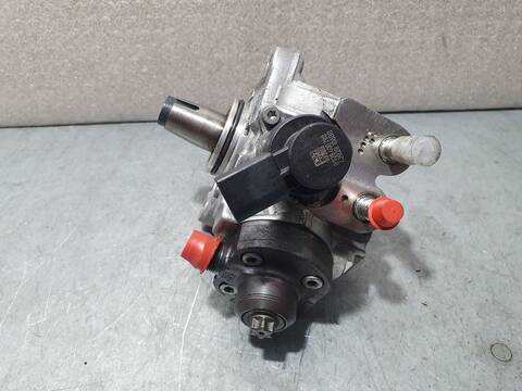 Foto 2ª: Bomba Inyeccion Bmw Serie 3 315 2.0 TD CAT BERLINA 143CV 105KW [N47D20C] (2004)