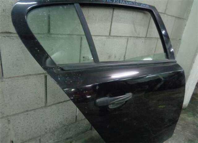 Foto 2ª: Puerta Trasera Derecha Opel Astra 1.7 CDTI [Z 17 DTH]