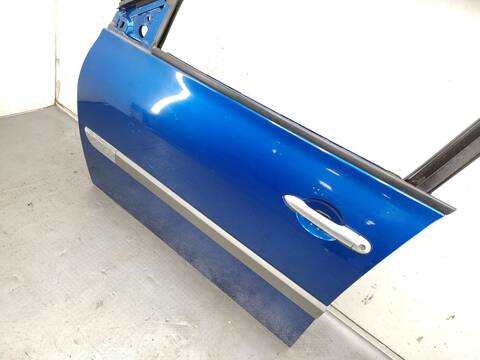 Foto 2ª: Puerta Delantera Izquierda Renault Megane 1.4 98CV 72KW II STATION WAGON KM0/1_) [K4J740] (2006)