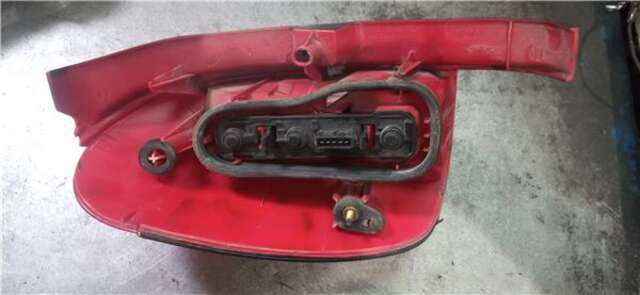 Foto 3ª: Piloto Trasero Derecho Peugeot 306 2.0 HDI 90 [RHY (DW10TD)]