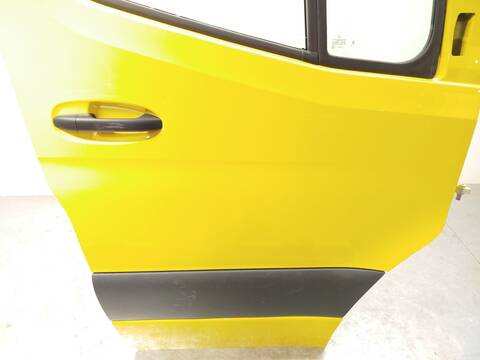 Foto 2ª: Puerta Delantera Derecha Mercedes Sprinter 419 CDI RWD 907.643 907.645 907.647) 190CV 140KW FURGONETA [654920] (2024)