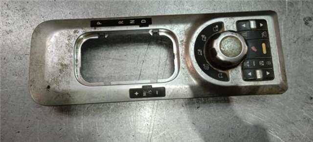 Foto 2ª: Mando Multifuncion Land Rover Range 3.6 TDV8 HSE [3.6 LTR. - 200 KW TD V8] [368DT]