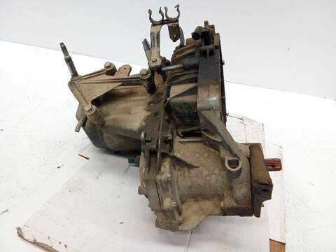 Foto 2ª: Caja Cambios Renault Megane 1.9 DCI BM0G CM0G) 120CV 88KW II BM0/1_ CM0/1_) [F9Q 800] (2003)